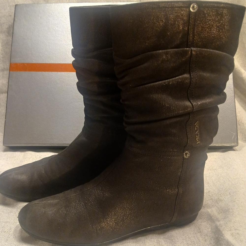 Prada Women's Black Suede Flat Boots. Size 37.5 EU or 7.5 US. - Picture 8 of 15